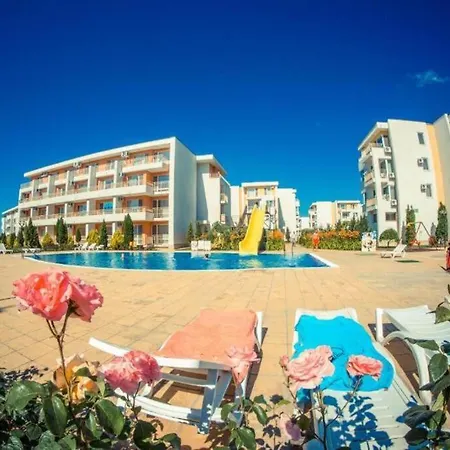 Modern, Self Contained, Apartment Sunny Beach